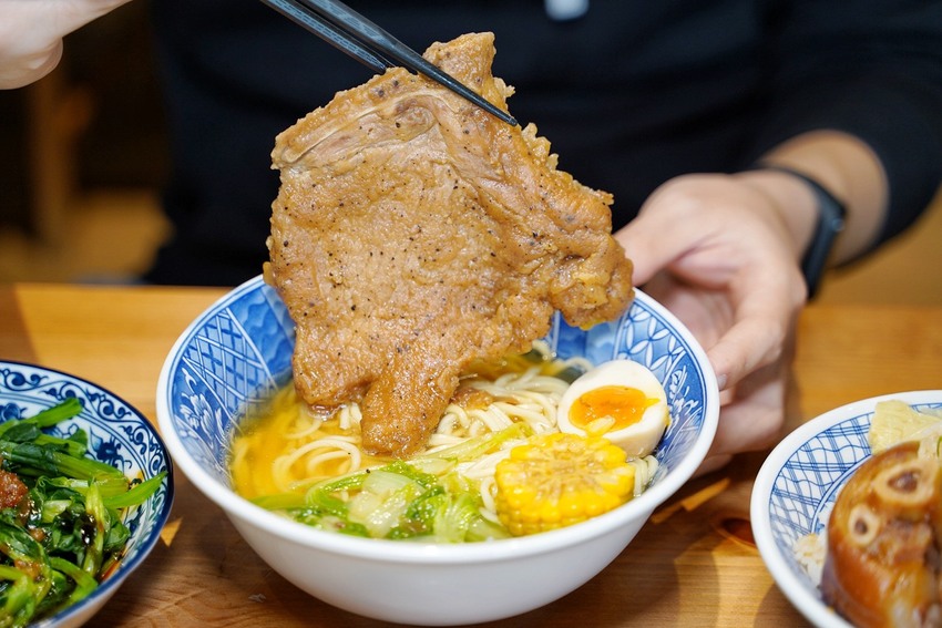 【苗栗頭份】文青風小吃推薦『臻嚐米食製作所』,販售各式古早味米食、麵食、湯品以及特色小菜!平價大份量推薦! - 阿華田的美食日記