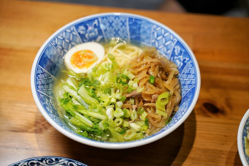 【苗栗頭份】文青風小吃推薦『臻嚐米食製作所』,販售各式古早味米食、麵食、湯品以及特色小菜!平價大份量推薦! - 阿華田的美食日記