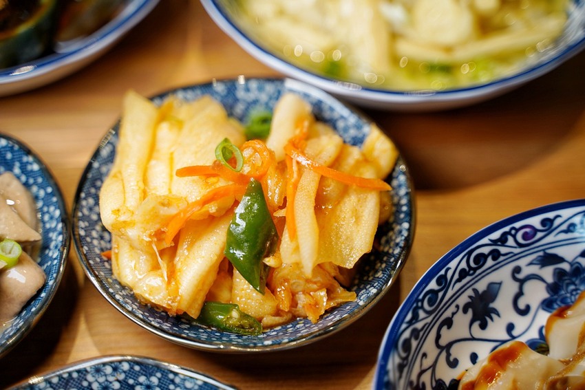 【苗栗頭份】文青風小吃推薦『臻嚐米食製作所』,販售各式古早味米食、麵食、湯品以及特色小菜!平價大份量推薦! - 阿華田的美食日記