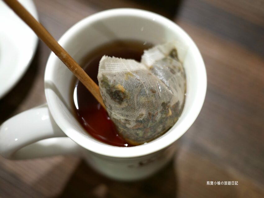 【新竹美食】那家咖啡新竹深夜咖啡,學生最愛寧靜閱讀辦公咖啡輕食館,有插座有WIFI,內文附詳細菜單價位介紹。 @熊寶小榆の旅遊日記