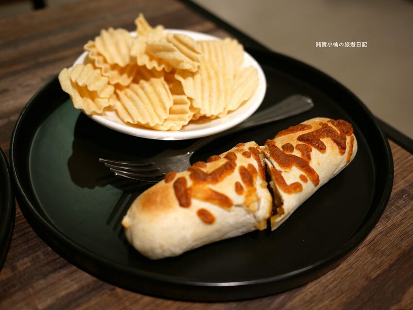 【新竹美食】那家咖啡新竹深夜咖啡,學生最愛寧靜閱讀辦公咖啡輕食館,有插座有WIFI,內文附詳細菜單價位介紹。 @熊寶小榆の旅遊日記