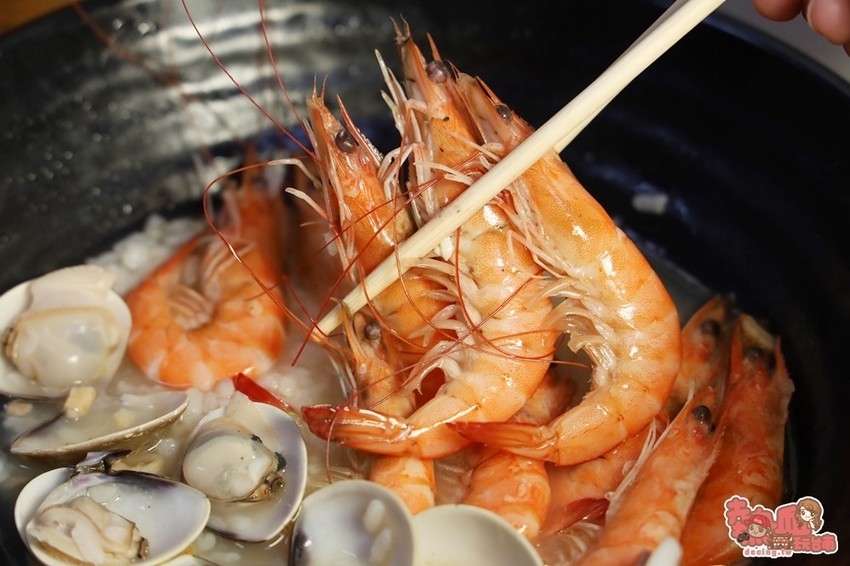 【台南美食】水仙宮市場旁的浮誇海鮮麵店！台南少見的藥膳螃蟹粥，最鮮美的海味都在這一碗：順慶海鮮麵 - 熱血玩台南。跳躍新世界