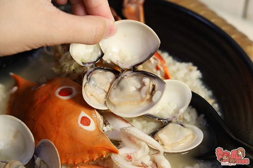 【台南美食】水仙宮市場旁的浮誇海鮮麵店！台南少見的藥膳螃蟹粥，最鮮美的海味都在這一碗：順慶海鮮麵 - 熱血玩台南。跳躍新世界