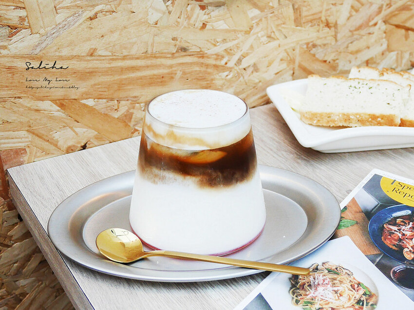 台北東區咖啡廳推薦AtFirst早寓東區早午餐廳好吃義大利麵下午茶 (1)