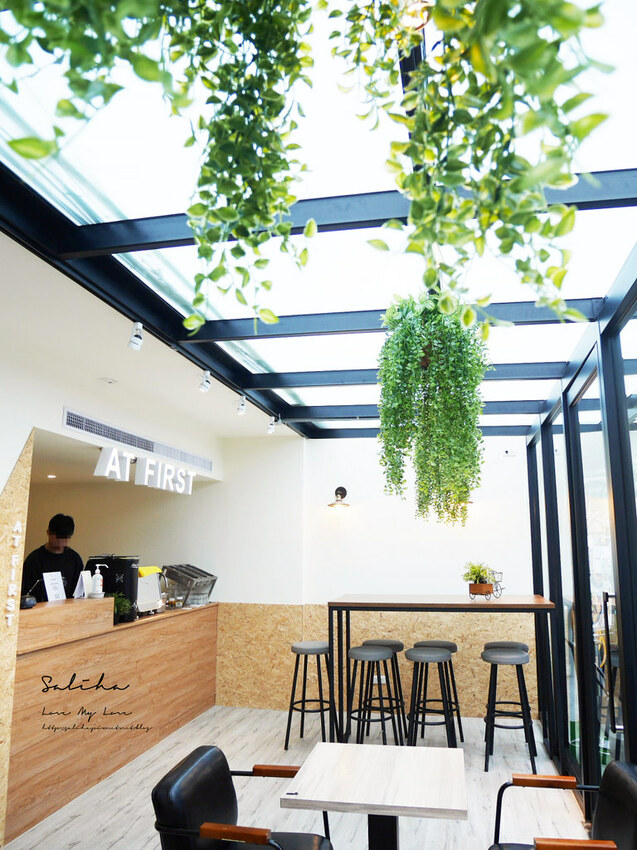 台北東區玻璃屋小清新早午餐咖啡廳AtFirst早寓ig拍照咖啡廳國父紀念館站忠孝敦化站 (1)