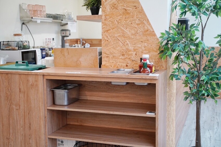 【At.First早寓】平價大份量早午餐、義式料理推薦！擁有貼近自然的北歐風裝潢，透明玻璃屋座位區，讓用餐氛圍大大升級！整體餐點都很有水準，聚餐新選擇！ - 阿華田的美食日記