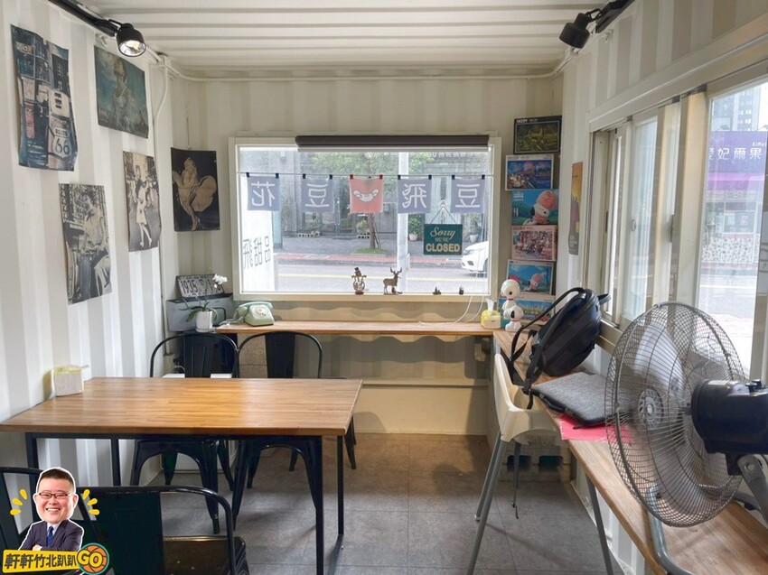 白色貨櫃屋裡的美味手沖豆花甜品