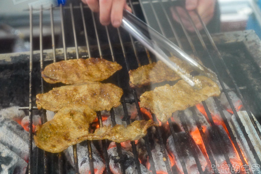 [花蓮早餐]Google評論1300多還有4.8顆星 張瑋烤肉蛋吐司 不烤的柔軟吐司加碳烤燒肉 你吃過嗎