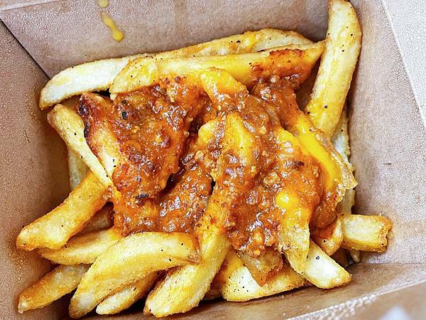 開胃菜 起司肉醬薯條-外帶美食│eat enjoy意享美式餐廳：能爆吃就是福，台灣加油-五漢不廢言吃爆多人套餐組合