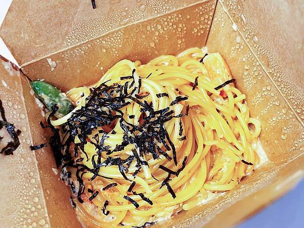 奶油明太子鮮蝦義大利-外帶美食│eat enjoy意享美式餐廳：能爆吃就是福，台灣加油-五漢不廢言吃爆多人套餐組合