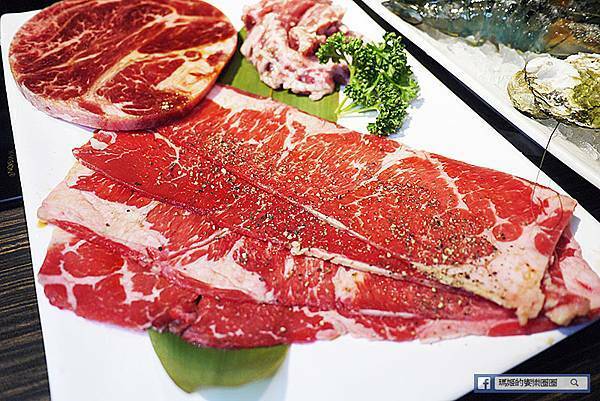 新竹燒烤火鍋吃到飽【揪好客新竹店】599吃到飽火烤兩吃一次滿足!新竹晶品城購物中心美食 新竹燒烤火鍋吃到飽【揪好客新竹店】599吃到飽火烤兩吃一次滿足!新竹晶品城購物中心美食