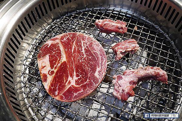 新竹燒烤火鍋吃到飽【揪好客新竹店】599吃到飽火烤兩吃一次滿足!新竹晶品城購物中心美食 新竹燒烤火鍋吃到飽【揪好客新竹店】599吃到飽火烤兩吃一次滿足!新竹晶品城購物中心美食