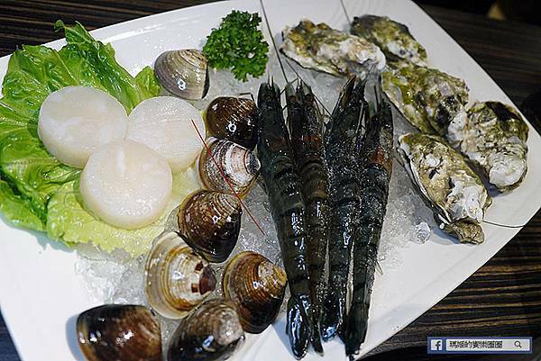 新竹燒烤火鍋吃到飽【揪好客新竹店】599吃到飽火烤兩吃一次滿足!新竹晶品城購物中心美食 新竹燒烤火鍋吃到飽【揪好客新竹店】599吃到飽火烤兩吃一次滿足!新竹晶品城購物中心美食