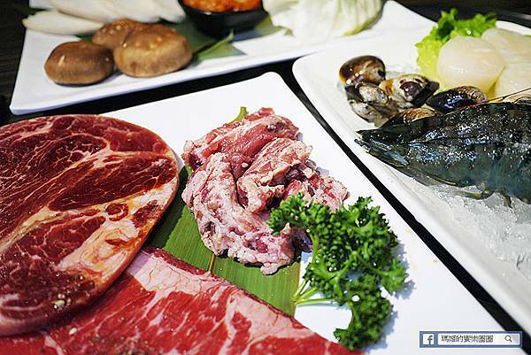 新竹燒烤火鍋吃到飽【揪好客新竹店】599吃到飽火烤兩吃一次滿足!新竹晶品城購物中心美食 新竹燒烤火鍋吃到飽【揪好客新竹店】599吃到飽火烤兩吃一次滿足!新竹晶品城購物中心美食