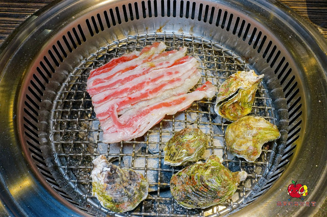 [新竹 燒肉] 揪好客-新竹晶品城 CP值超高的火烤兩吃 外脆內軟嫩牛五花 綿密香濃起司地瓜 新竹聚餐新選擇