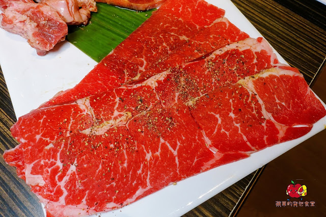 [新竹 燒肉] 揪好客-新竹晶品城 CP值超高的火烤兩吃 外脆內軟嫩牛五花 綿密香濃起司地瓜 新竹聚餐新選擇