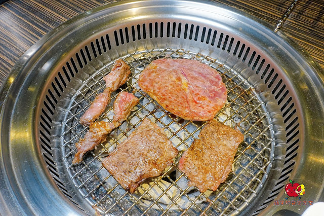 [新竹 燒肉] 揪好客-新竹晶品城 CP值超高的火烤兩吃 外脆內軟嫩牛五花 綿密香濃起司地瓜 新竹聚餐新選擇