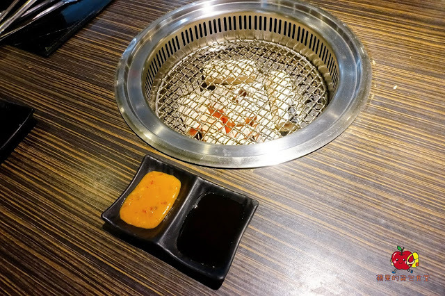 [新竹 燒肉] 揪好客-新竹晶品城 CP值超高的火烤兩吃 外脆內軟嫩牛五花 綿密香濃起司地瓜 新竹聚餐新選擇