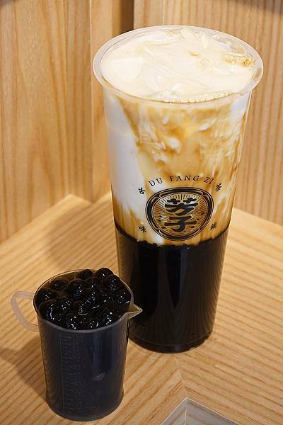 DSC_9984.JPG DSC_9984.JPG