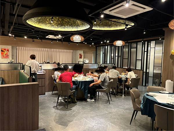 LINE_ALBUM_202597 夜泰美。聚餐_250908_11.jpg