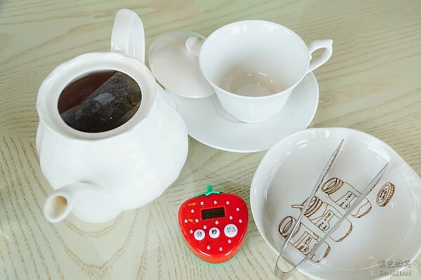 宜蘭縣冬山鄉Camellia 法式甜點/義式咖啡》隱身山裡的咖啡館,必吃雙人甜點套餐,有可愛的Duffy作伴