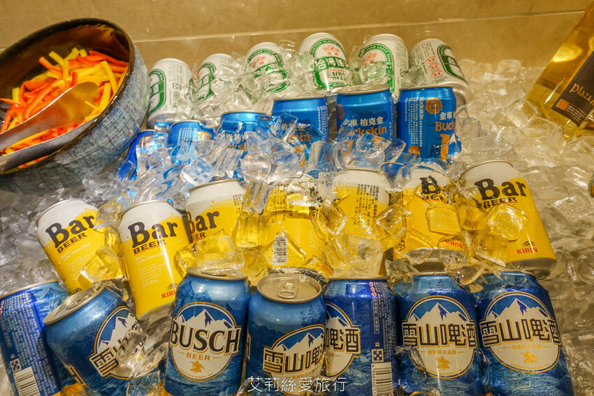 到漁港欣賞無敵海景 海鮮牛排吃到飽！6歲以下免收費！脆皮烤鴨、澎湃海鮮、宴客大菜、啤酒紅酒白酒喝到飽！百道菜色甜點飲料都無限吃...