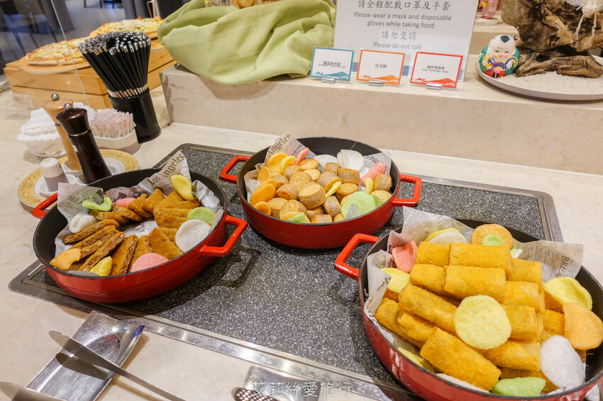 到漁港欣賞無敵海景 海鮮牛排吃到飽！6歲以下免收費！脆皮烤鴨、澎湃海鮮、宴客大菜、啤酒紅酒白酒喝到飽！百道菜色甜點飲料都無限吃...