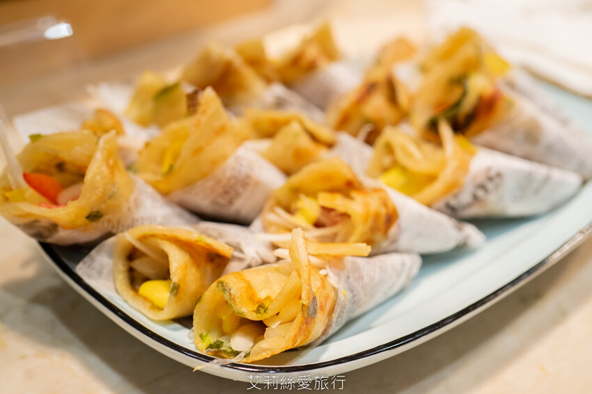 到漁港欣賞無敵海景 海鮮牛排吃到飽！6歲以下免收費！脆皮烤鴨、澎湃海鮮、宴客大菜、啤酒紅酒白酒喝到飽！百道菜色甜點飲料都無限吃...