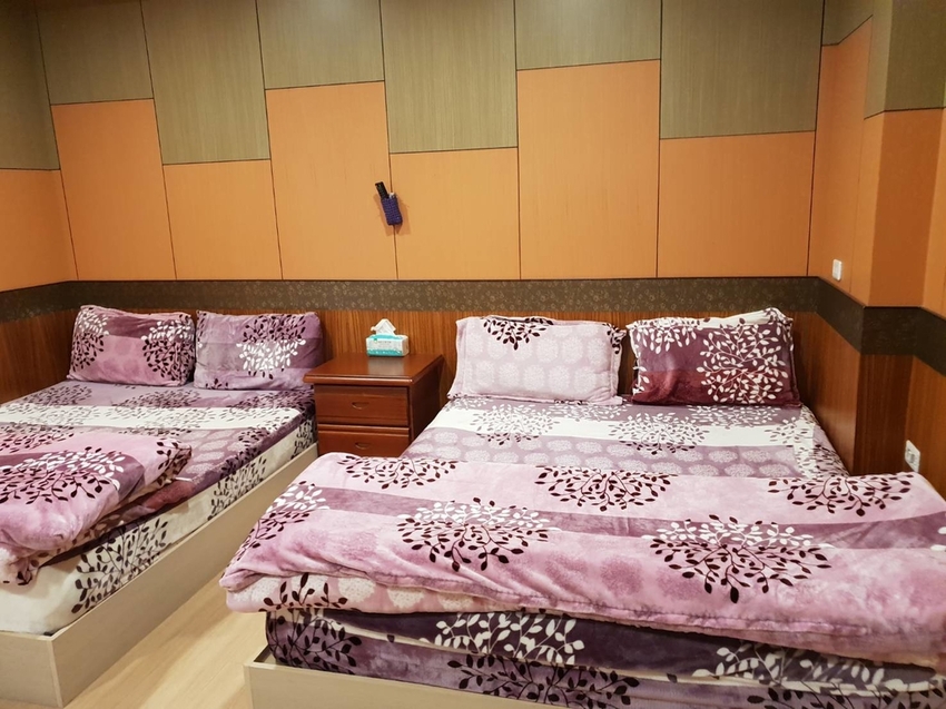 【新竹.鎮西堡】希莉克寵物友善民宿。加購晚餐一人$350廚藝超棒。民宿有貓六七隻