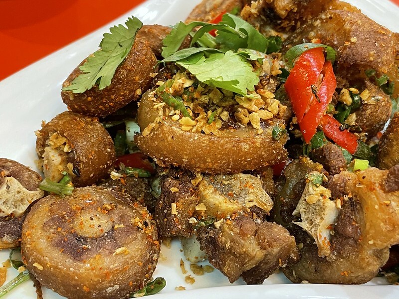 【台灣，宜蘭縣，冬山鄉】在地人的超美味餐廳～阿源桶仔雞（阿源快炒）；沒人帶領，保證一定錯過。（宜蘭美食/冬山美食）