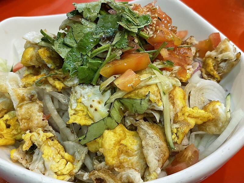 【台灣，宜蘭縣，冬山鄉】在地人的超美味餐廳～阿源桶仔雞（阿源快炒）；沒人帶領，保證一定錯過。（宜蘭美食/冬山美食）