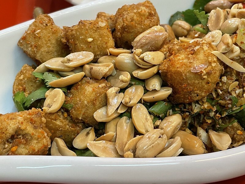 【台灣，宜蘭縣，冬山鄉】在地人的超美味餐廳～阿源桶仔雞（阿源快炒）；沒人帶領，保證一定錯過。（宜蘭美食/冬山美食）