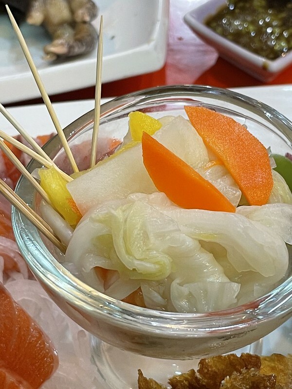 【台灣，宜蘭縣，冬山鄉】在地人的超美味餐廳～阿源桶仔雞（阿源快炒）；沒人帶領，保證一定錯過。（宜蘭美食/冬山美食）