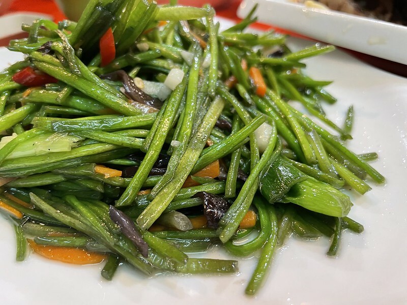 【台灣，宜蘭縣，冬山鄉】在地人的超美味餐廳～阿源桶仔雞（阿源快炒）；沒人帶領，保證一定錯過。（宜蘭美食/冬山美食）