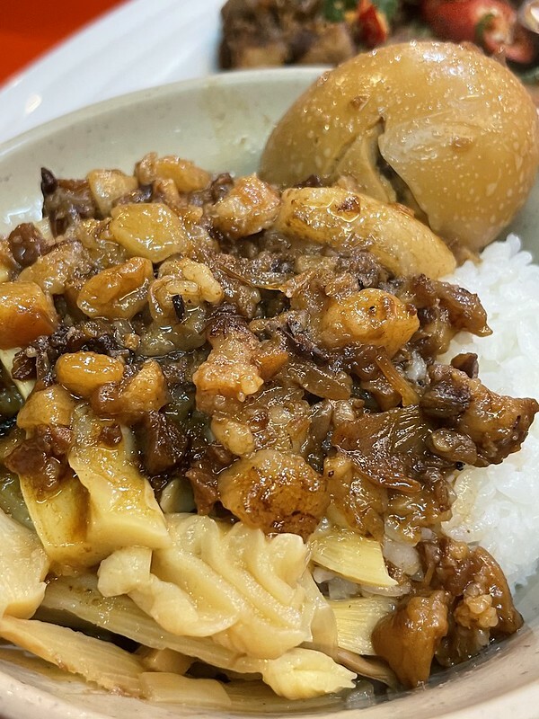 【台灣，宜蘭縣，冬山鄉】在地人的超美味餐廳～阿源桶仔雞（阿源快炒）；沒人帶領，保證一定錯過。（宜蘭美食/冬山美食）