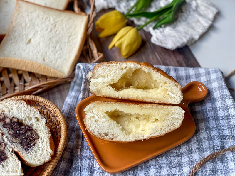 台南麵包推薦「圓包包麵包店」隱身在市場裡的麵包香！台式手感麵包！法國麵粉＋法式奶油真材實料創新口味。|水仙宮市場店| - 花露露 の花花世界