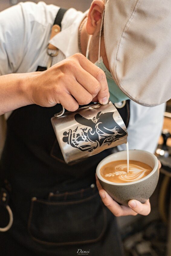 歐式古典風格咖啡館，放下疲憊好好放鬆-咖啡這件事Coffee&Things