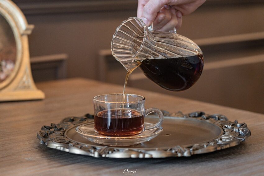歐式古典風格咖啡館，放下疲憊好好放鬆-咖啡這件事Coffee&Things