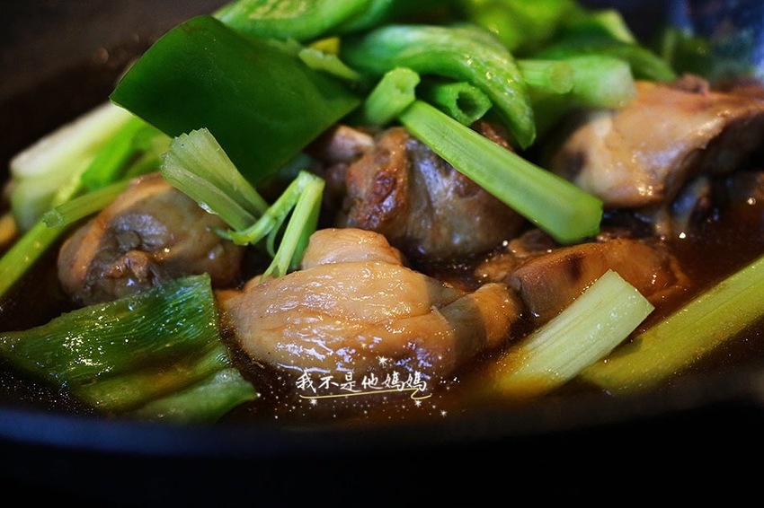 青埔麻辣水煮牛,青埔聚餐,青埔餐廳包廂,桃園餐廳包廂,中壢餐廳包廂,中壢特色菜,中壢中式料理,桃園中式料理,青埔中式料理,中壢桌菜,青埔桌菜