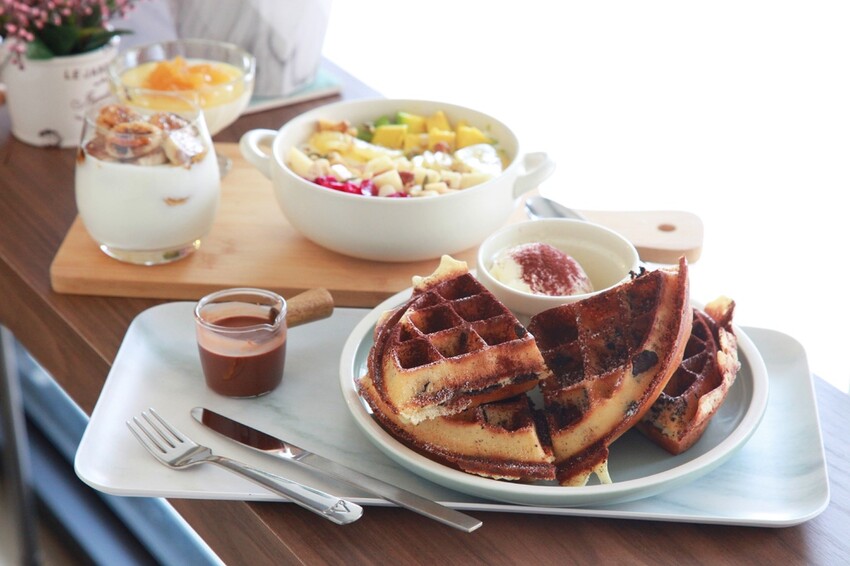 《台南美食》安平隱藏版優格水果撈，滑順綿密口感讓人一試就愛上