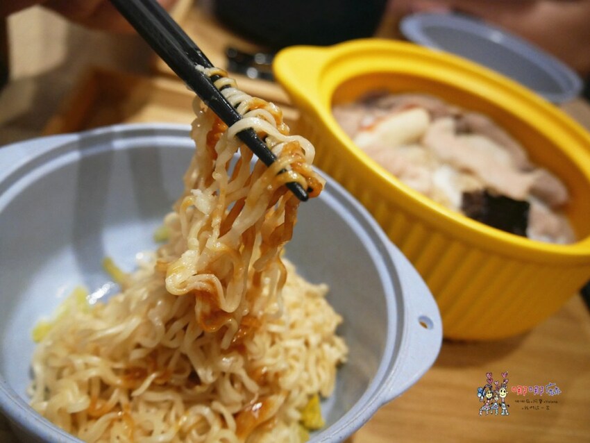 新莊老街附近滷味（可外帶外送）~7種口味還有麻辣乾拌系列，不知道吃什麼就點套餐吧！ | 哪哪麻