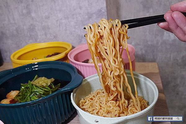 新莊美食推薦【別想了吃滷味吧】乾濕七種口味新吃法/食材豐富選擇多/新莊滷味推薦