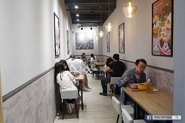 新莊美食推薦【別想了吃滷味吧】乾濕七種口味新吃法/食材豐富選擇多/新莊滷味推薦