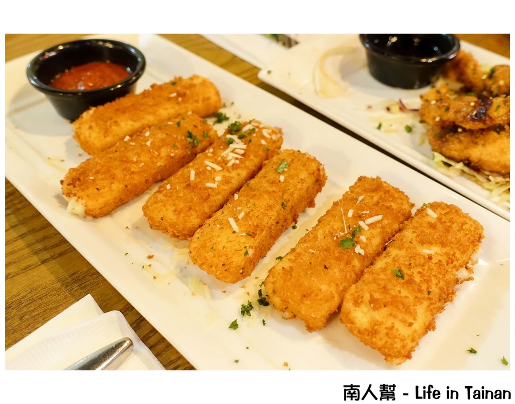 星期五美式餐廳TGI FRIDAYS