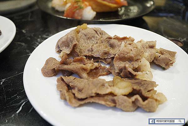 台北火鍋吃到飽【嗨蝦蝦百匯鍋物吃到飽光復店】海鮮控看過來！超狂百種食材799吃到飽！台北松山美食