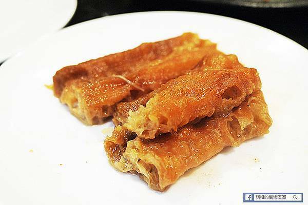 台北火鍋吃到飽【嗨蝦蝦百匯鍋物吃到飽光復店】海鮮控看過來！超狂百種食材799吃到飽！台北松山美食