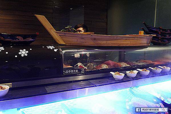 台北火鍋吃到飽【嗨蝦蝦百匯鍋物吃到飽光復店】海鮮控看過來！超狂百種食材799吃到飽！台北松山美食