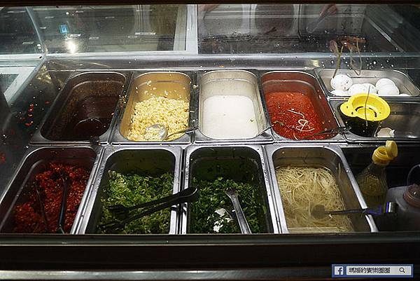 台北火鍋吃到飽【嗨蝦蝦百匯鍋物吃到飽光復店】海鮮控看過來！超狂百種食材799吃到飽！台北松山美食