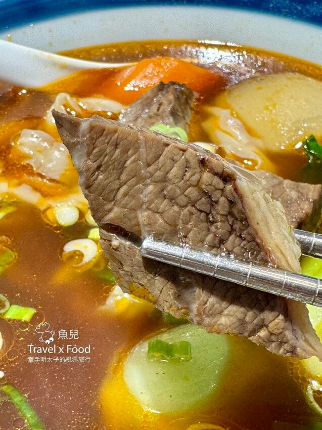 桃園巷弄美食。用家常療癒日常,一起來「飽餐一頓」吃牛肉麵吧! - 魚兒 x 牽手明太子的「視」界旅行