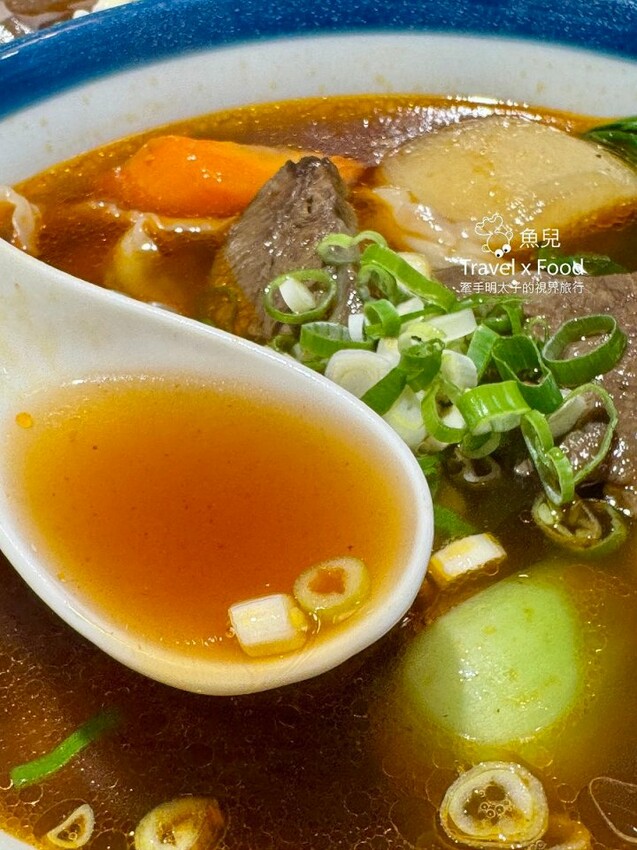 桃園巷弄美食。用家常療癒日常,一起來「飽餐一頓」吃牛肉麵吧! - 魚兒 x 牽手明太子的「視」界旅行